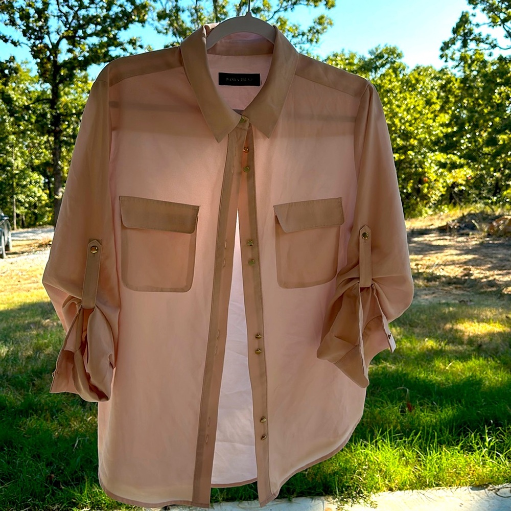 Ivanka Trump button up shirt